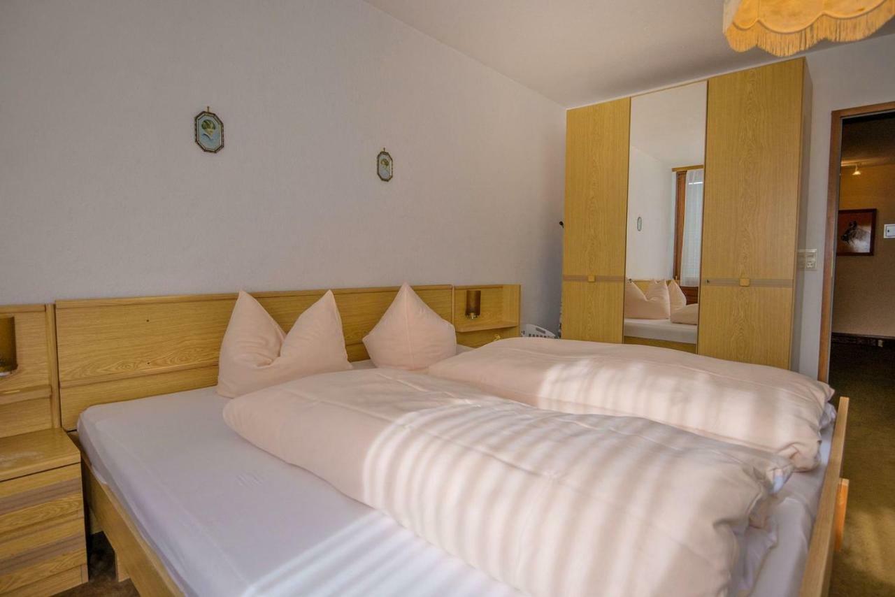 Gib Mir Funf! Ferienwohnung In سانت بلاسين المظهر الخارجي الصورة